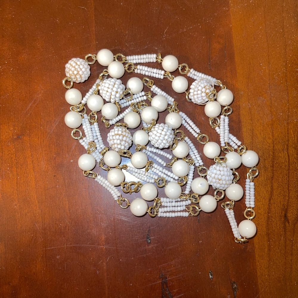 Long Pearl Beaded Necklace - Picture 6 of 9